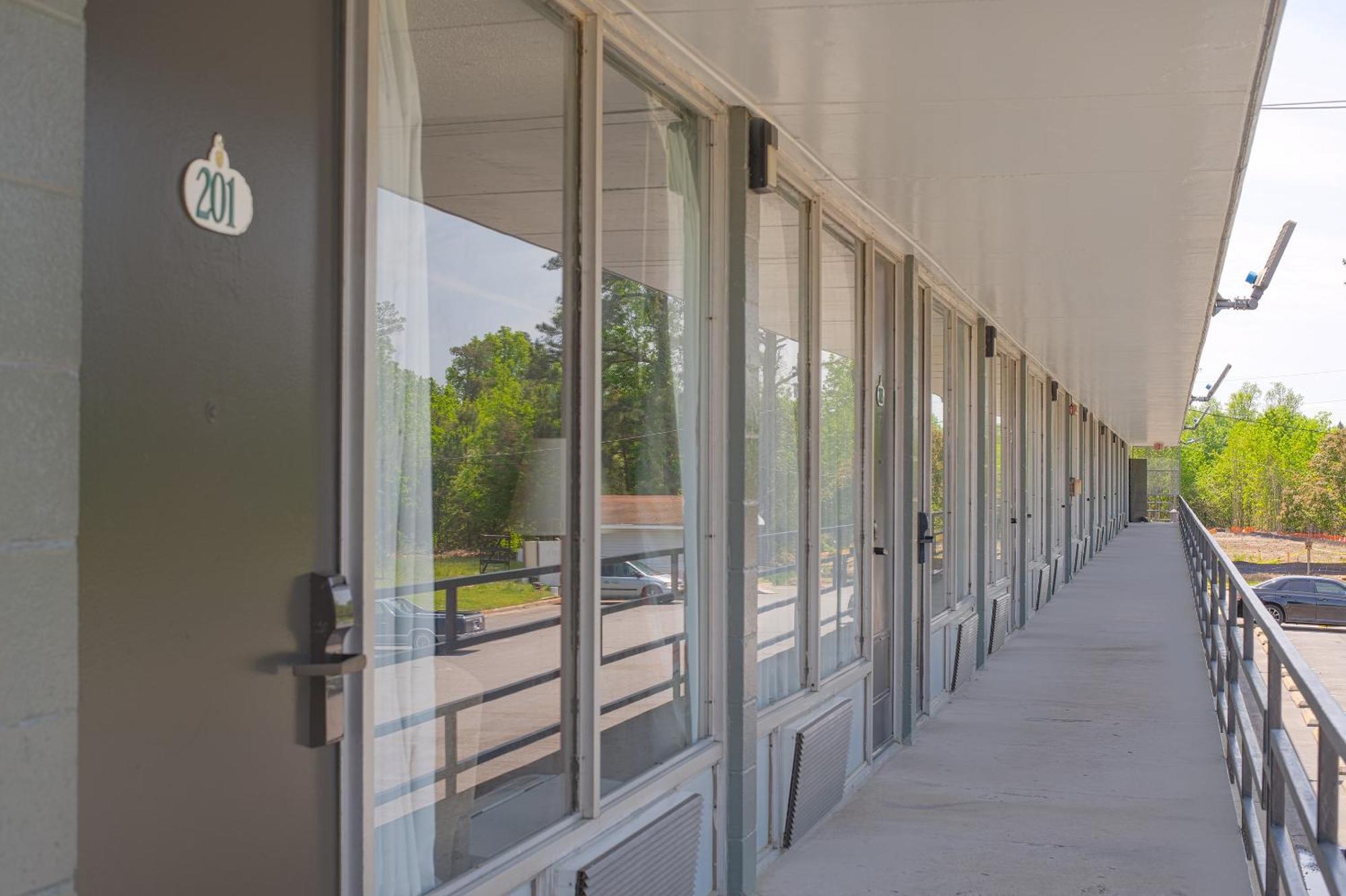 Masters Inn Selma Smithfield I-95 By Oyo Exteriör bild