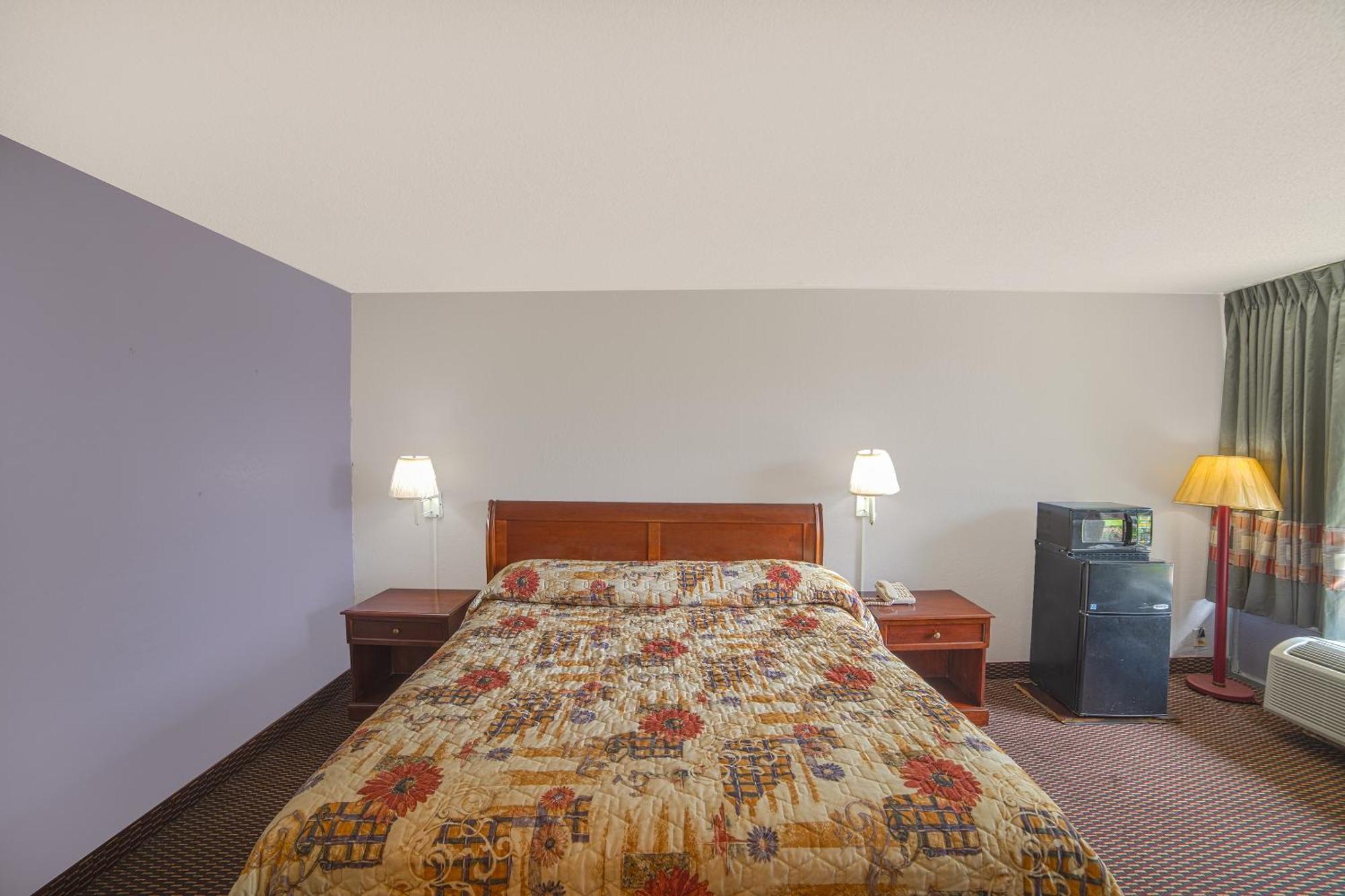 Masters Inn Selma Smithfield I-95 By Oyo Exteriör bild