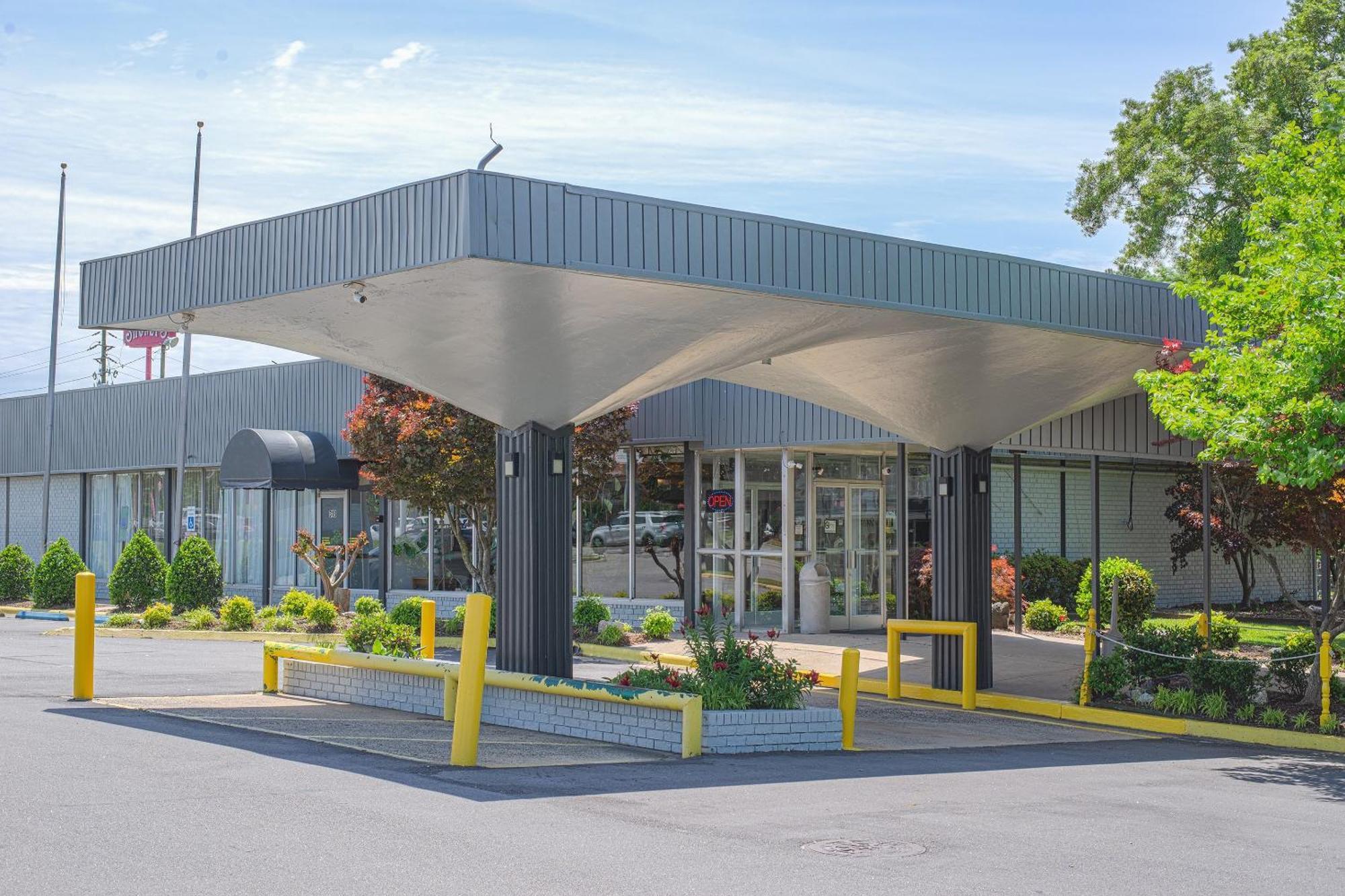 Masters Inn Selma Smithfield I-95 By Oyo Exteriör bild