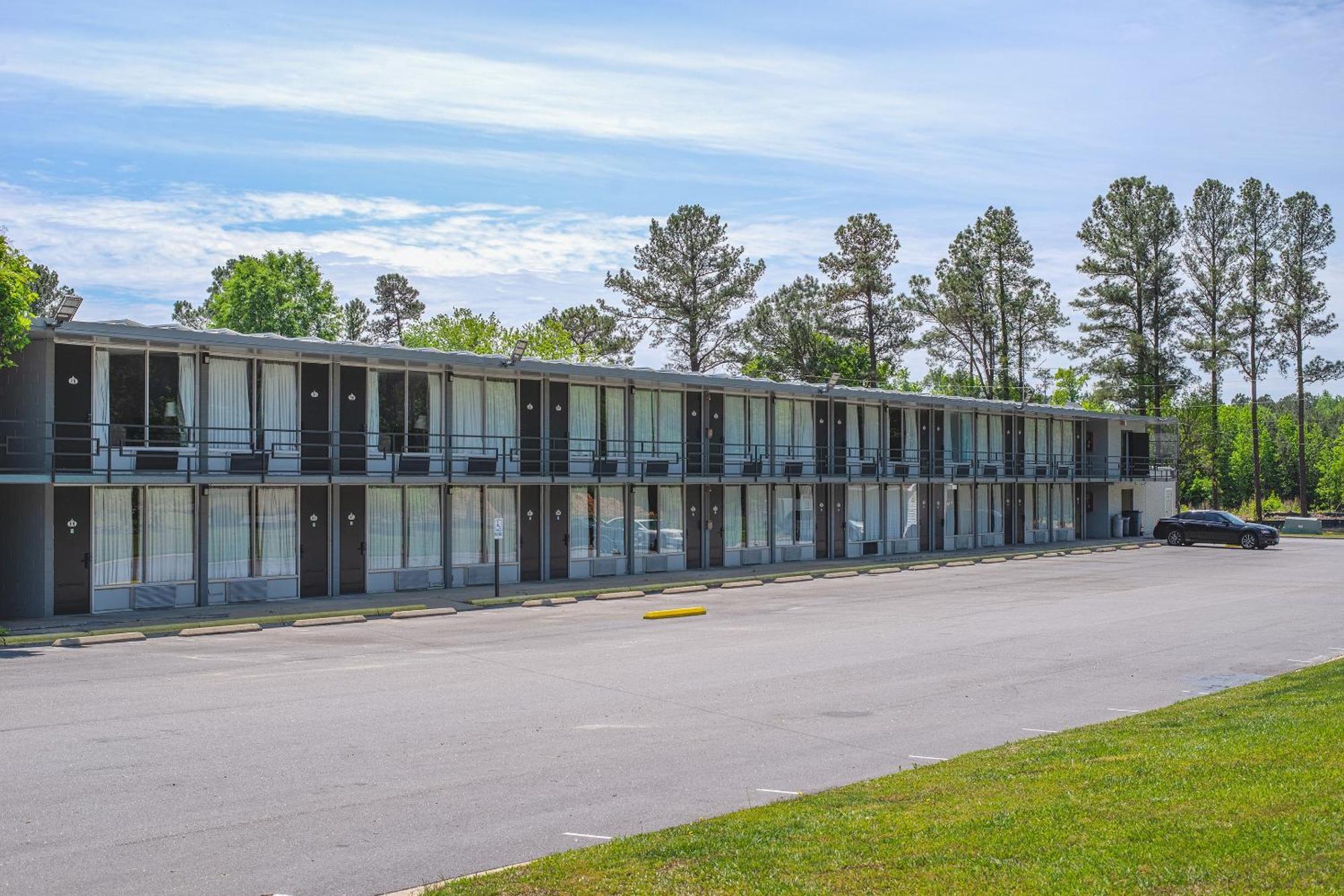 Masters Inn Selma Smithfield I-95 By Oyo Exteriör bild