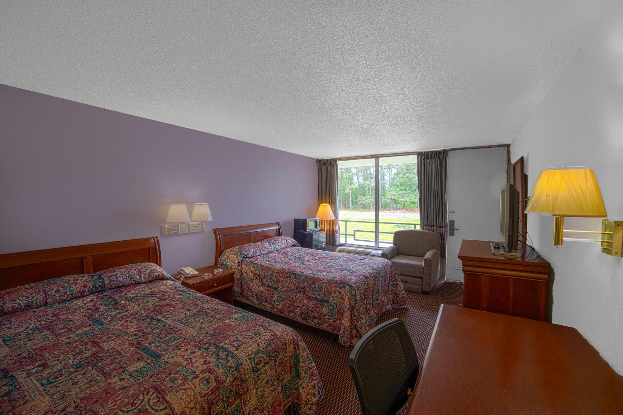 Masters Inn Selma Smithfield I-95 By Oyo Exteriör bild